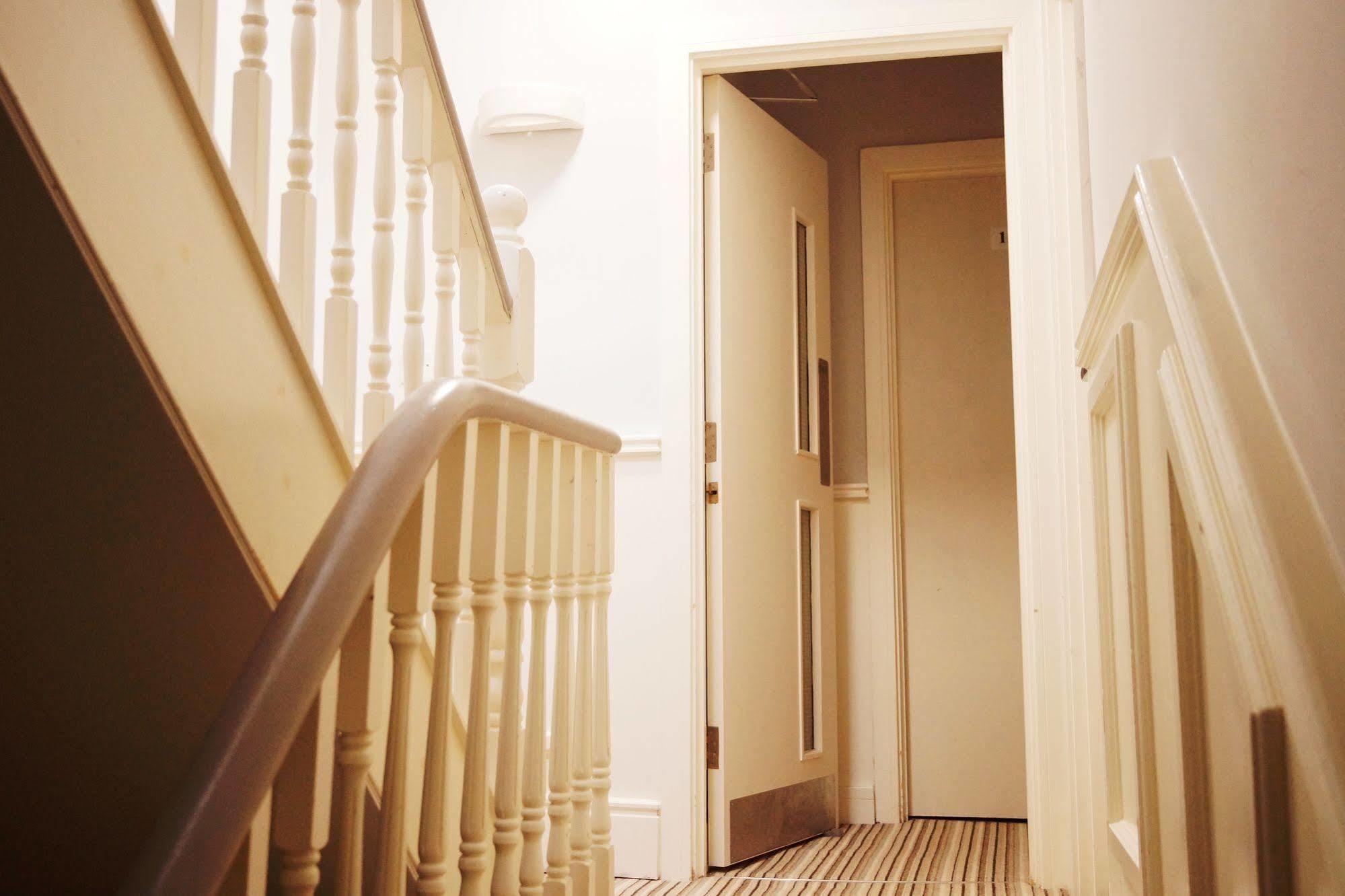 Comfotel Prpl London Ngoại thất bức ảnh