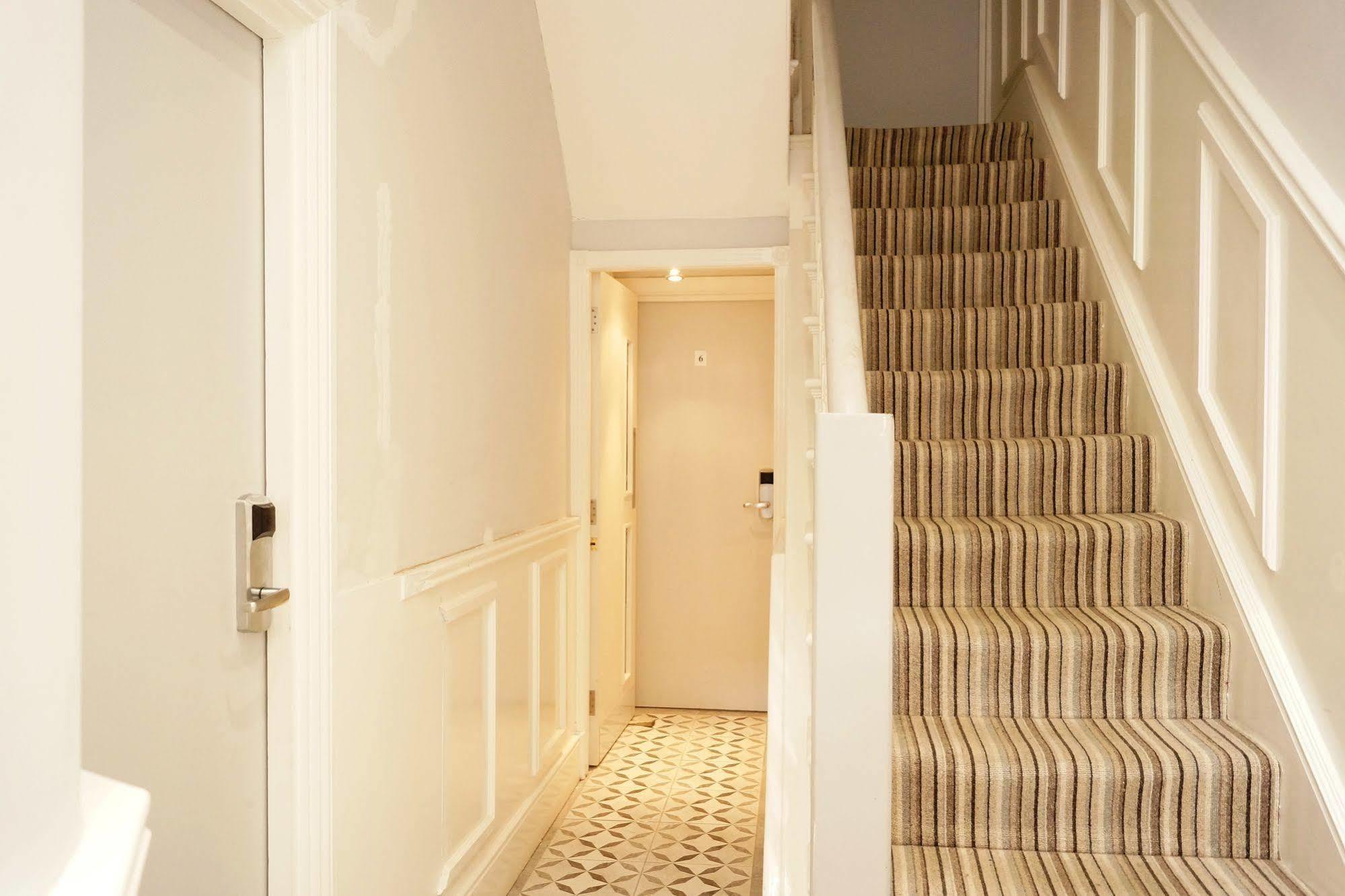 Comfotel Prpl London Ngoại thất bức ảnh