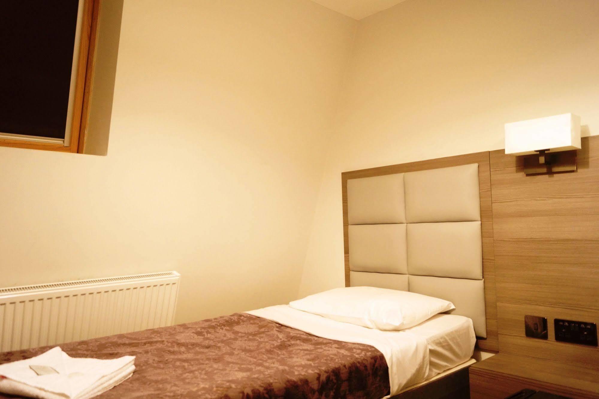 Comfotel Prpl London Ngoại thất bức ảnh