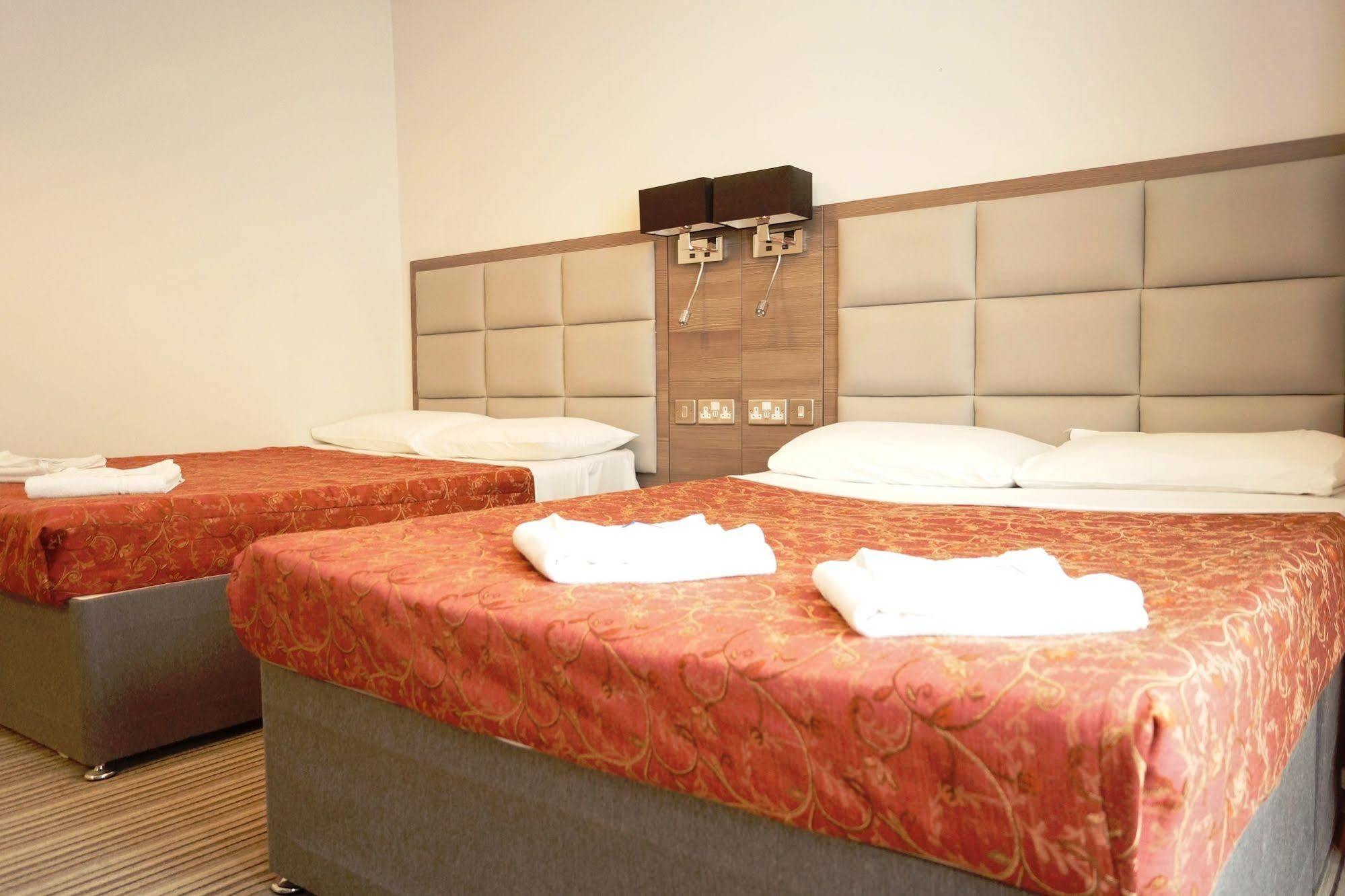 Comfotel Prpl London Ngoại thất bức ảnh